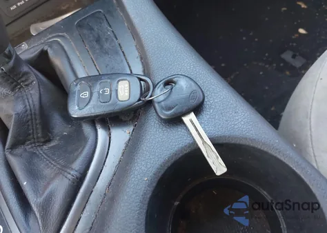 2011 Kia Optima Lx from USA, damaged, VIN KNAGM4A73B5081696